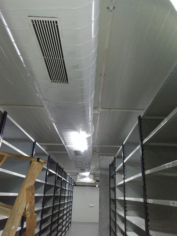 Industrial Cleanroom Flow